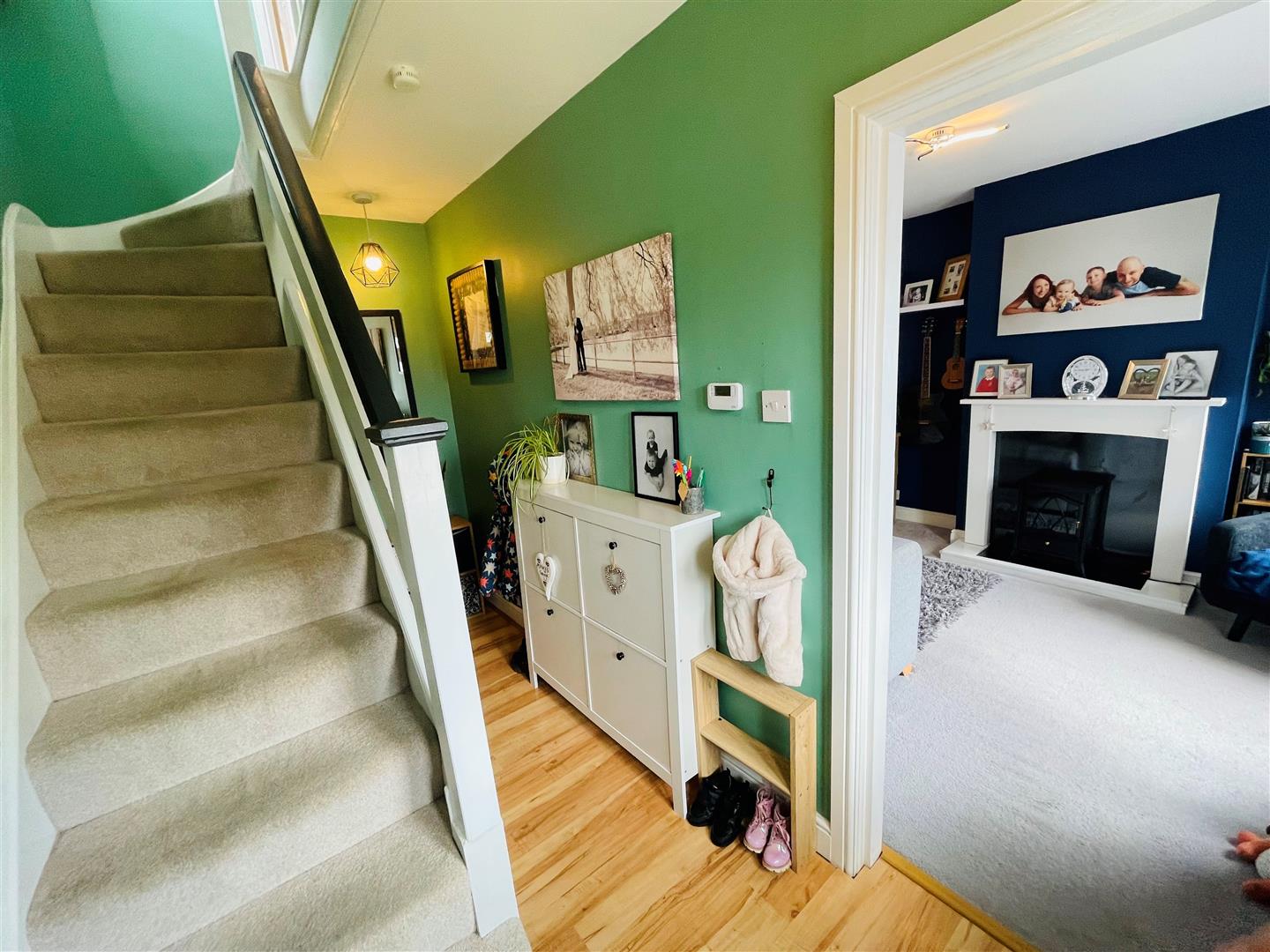 Warwick Crescent, Melksham Lock and Key